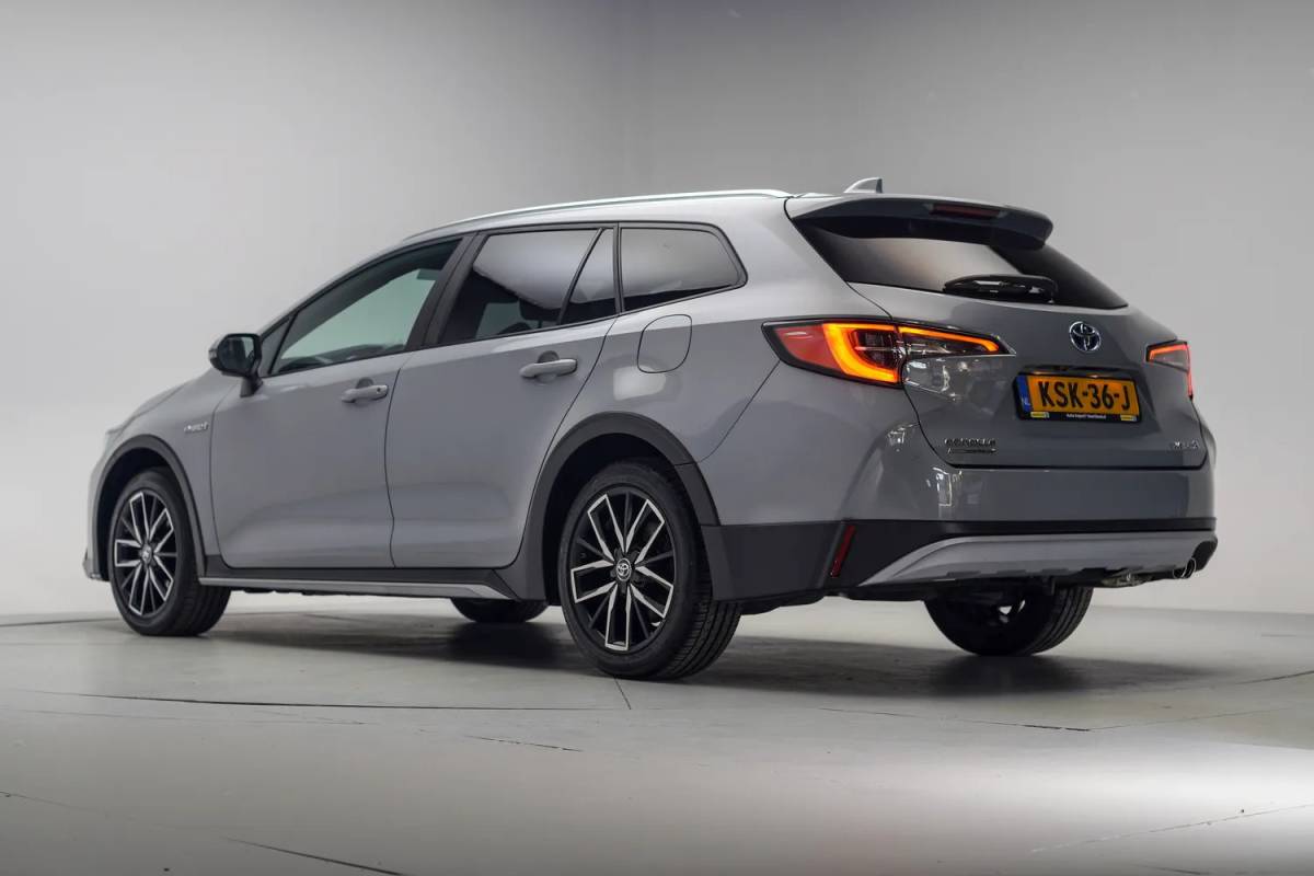 Toyota Corolla Touring Sports Toyota Corolla TOURING SPORTS 2.0 Hybrid Trek [ Camera Cruise Control Stoelverwarming ]