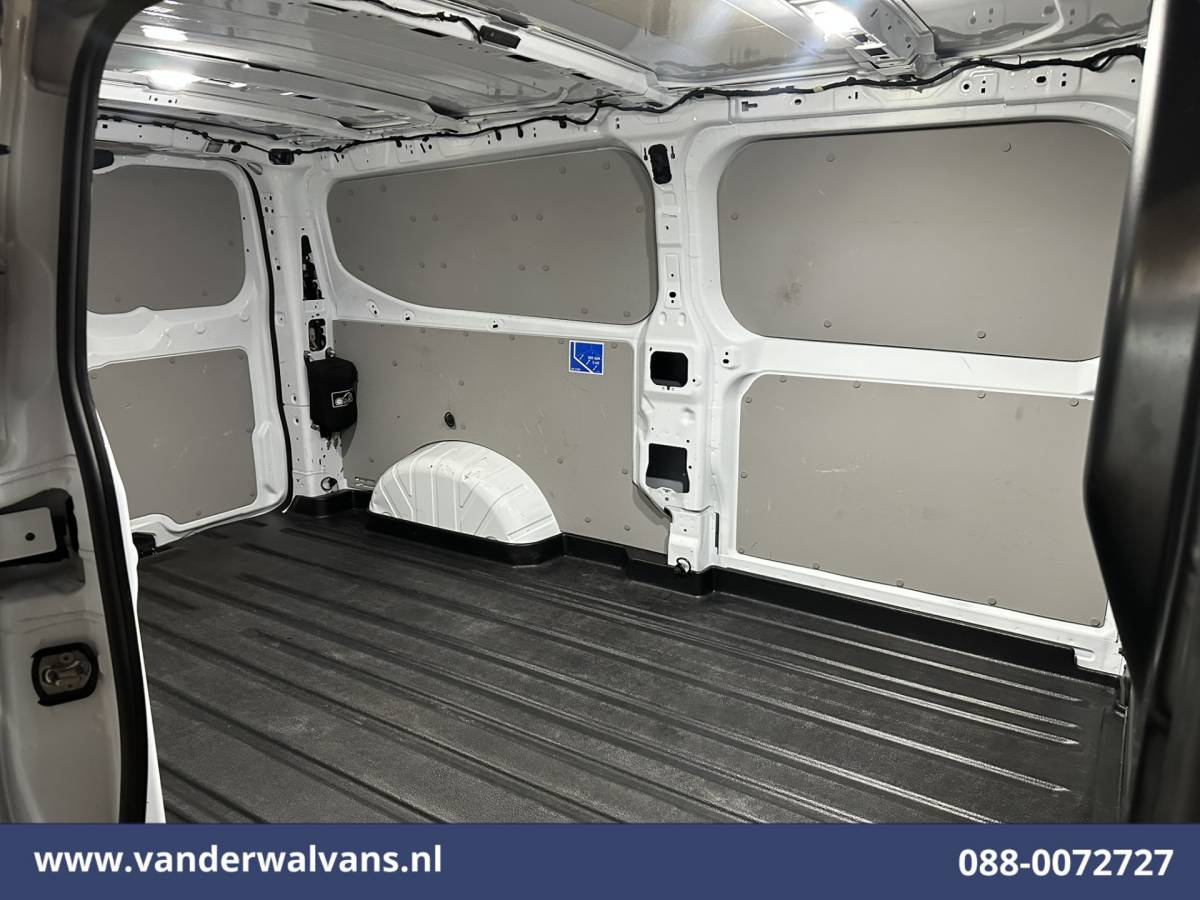 Ford Transit Custom Ford Transit Custom 2.0 TDCI 136pk L2H1 Euro6 Airco | Camera | Apple Carplay | LED | Cruisecontrol Android Auto, Verwarmde voorruit, Parkeersensoren, Bijrijdersbank