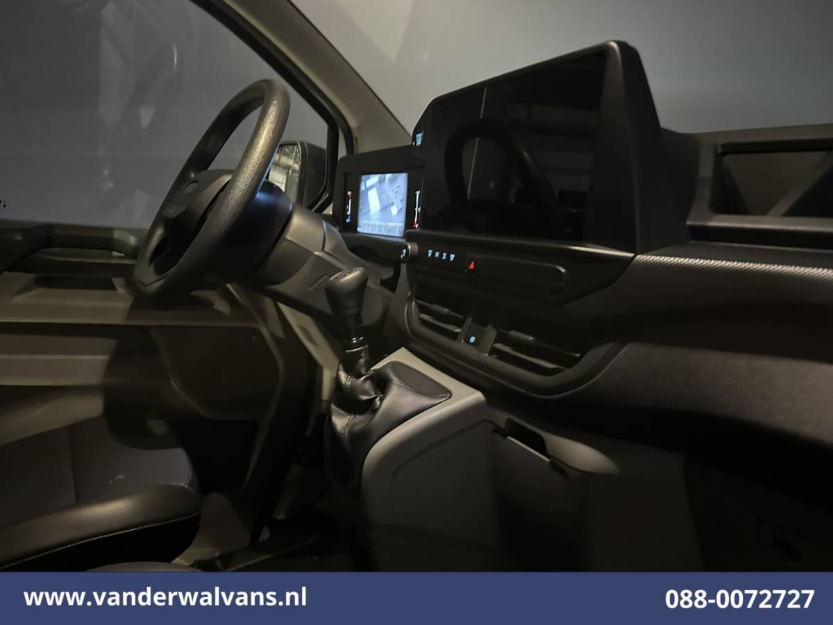 Ford Transit Custom Ford Transit Custom 2.0 TDCI 136pk L2H1 Euro6 Airco | Camera | Apple Carplay | LED | Cruisecontrol Android Auto, Verwarmde voorruit, Parkeersensoren, Bijrijdersbank