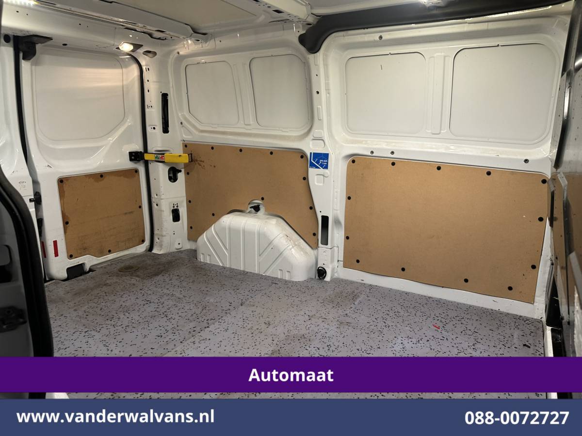 Ford Transit Custom Ford Transit Custom 2.0 TDCI 131pk Automaat L1H1 Euro6 Airco | Navigatie | LED | Adapatieve Cruisecontrol Stoelverwarming, Verwarmde voorruit, Parkeersensoren, Bijrijdersbank