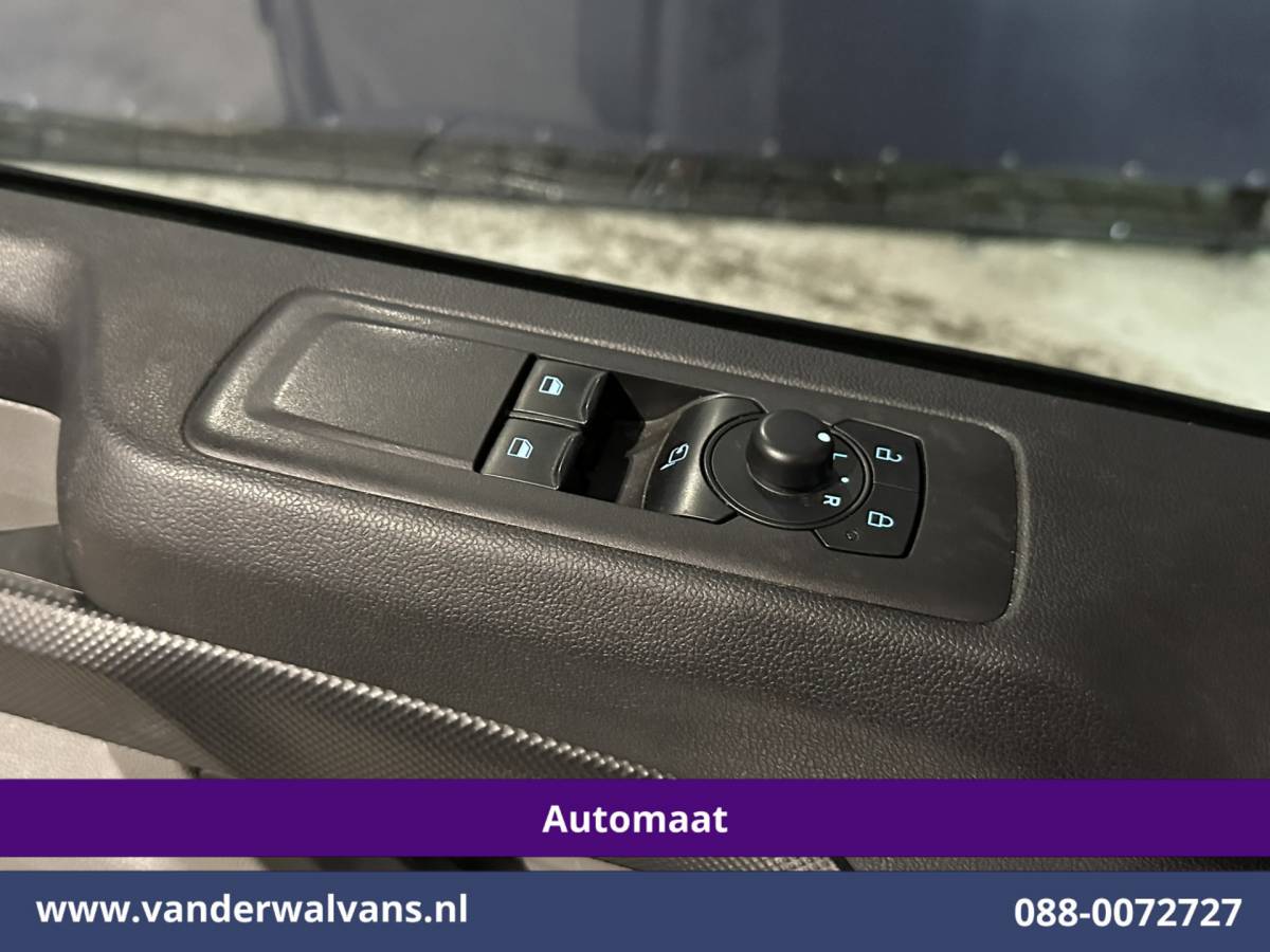 Ford Transit Custom Ford Transit Custom 2.0 TDCI 170pk Automaat L2H1 Euro6 Airco | Camera | Apple Carplay | LED | Cruisecontrol Android Auto, Verwarmde voorruit, Stoelverwarming, Parkeersensoren, Bijrijdersbank