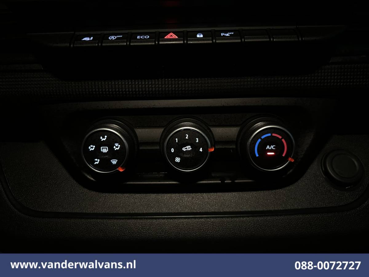 Renault Trafic Renault Trafic 2.0 dCi 130pk L2H1 Euro6 Airco | LED | Cruisecontrol | Parkeersensoren Bijrijdersbank
