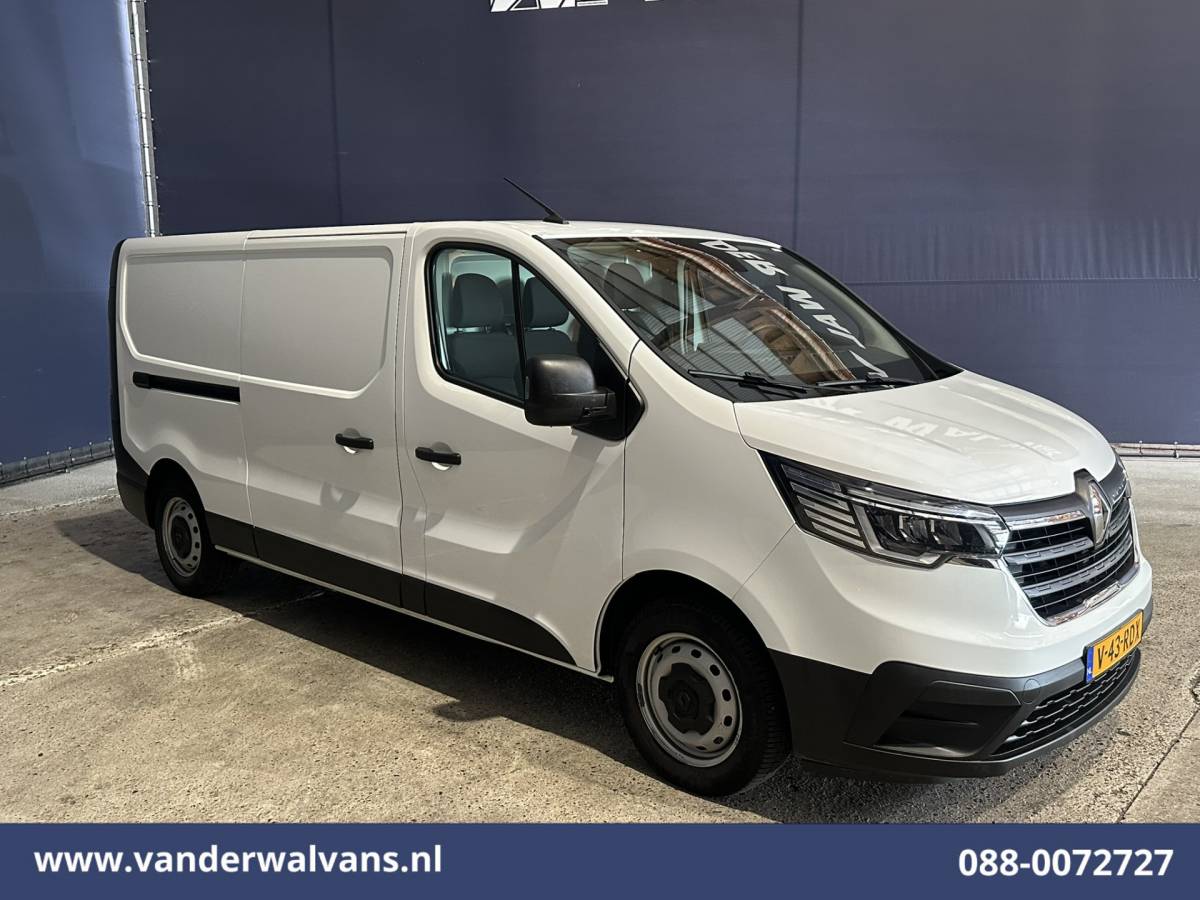 Renault Trafic Renault Trafic 2.0 dCi 130pk L2H1 Euro6 Airco | LED | Cruisecontrol | Parkeersensoren Bijrijdersbank