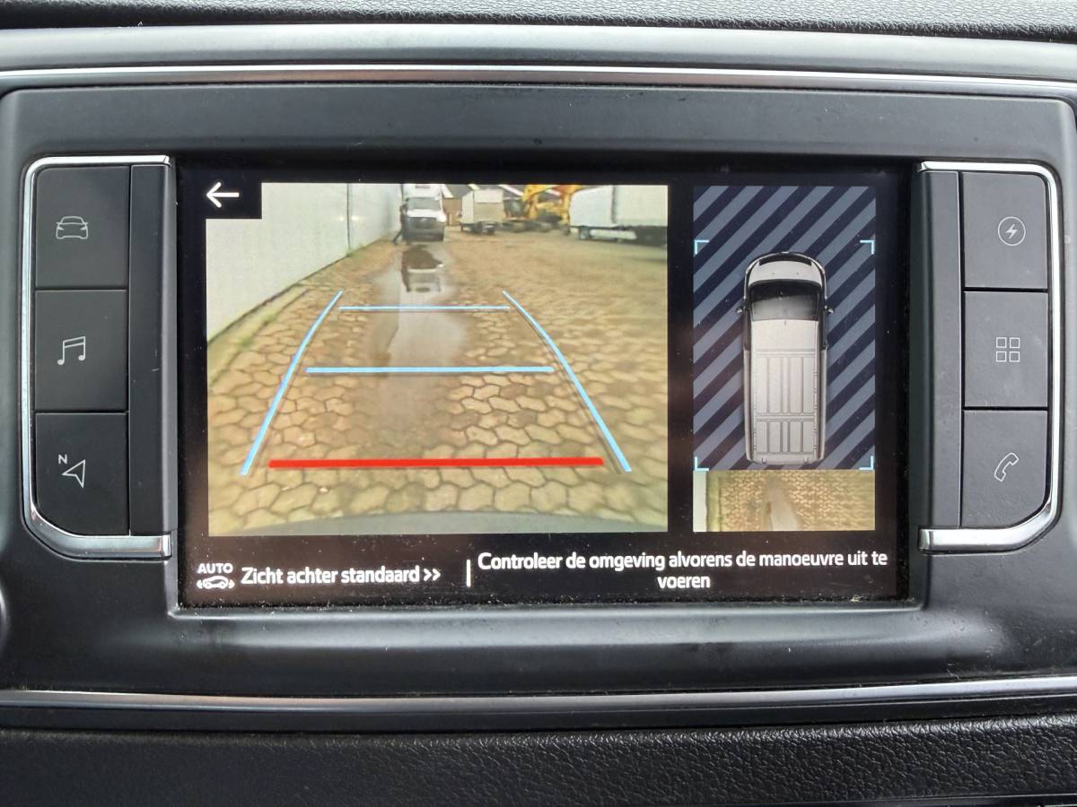 Toyota ProAce Toyota ProAce Electric 75kWh 136PK L2 Elektrisch 93.3% (SOH) 330km WLTP Snelladen Cruise Control Climate Control Carplay Navigatie 360° Camera Snelladen