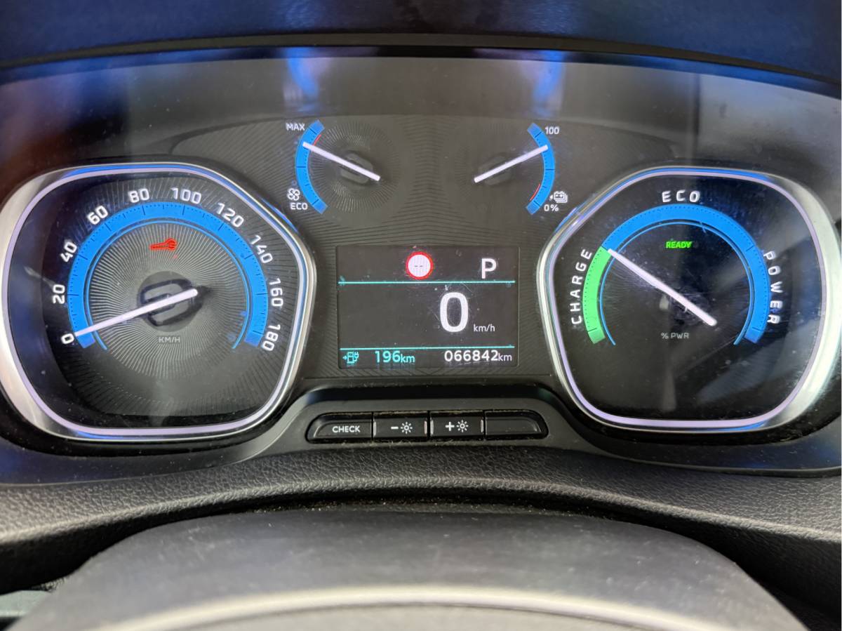 Toyota ProAce Toyota ProAce Electric 75kWh 136PK L2 Elektrisch 93.3% (SOH) 330km WLTP Snelladen Cruise Control Climate Control Carplay Navigatie 360° Camera Snelladen