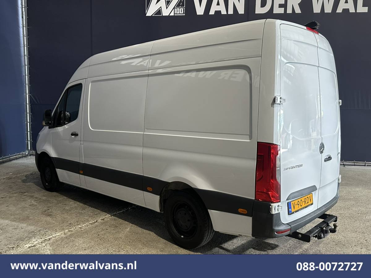 Mercedes-Benz Sprinter Mercedes-Benz Sprinter 316 CDI 164pk L2H2 Euro6 Airco | Camera | Navigatie | Trekhaak | Cruisecontrol Bijrijdersbank