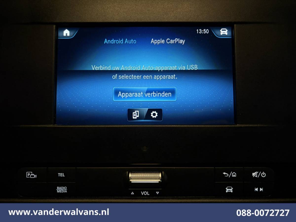 Mercedes-Benz Sprinter Mercedes-Benz Sprinter 317 CDI 170pk L2H2 Euro6 Airco | Camera | Apple Carplay | Cruisecontrol Android Auto, Stoelverwarming, Chauffeursstoel, Parkeersensoren, Bijrijdersbank