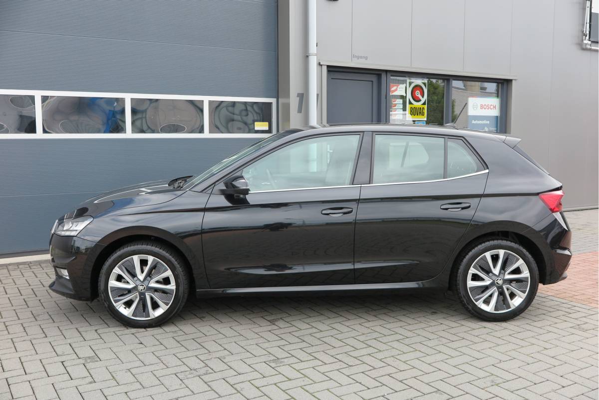 Škoda Fabia ŠKODA Fabia 1.0 TSI 81kw 110pk DSG Business Edition Virtual cockpit,DAB+ , PDC, Navi via Carplay , LMV ,Led, Nieuwe APK