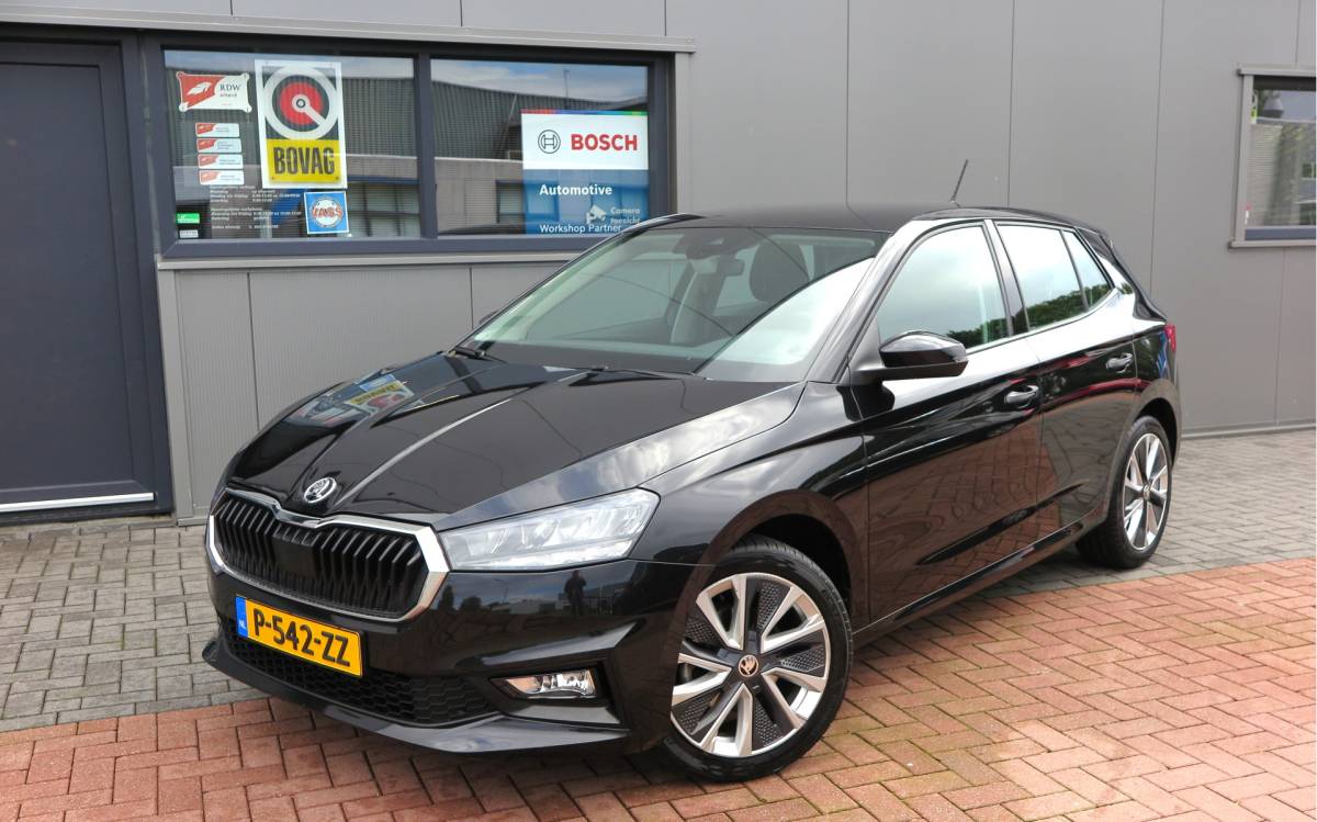 Škoda Fabia ŠKODA Fabia 1.0 TSI 81kw 110pk DSG Business Edition Virtual cockpit,DAB+ , PDC, Navi via Carplay , LMV ,Led, Nieuwe APK