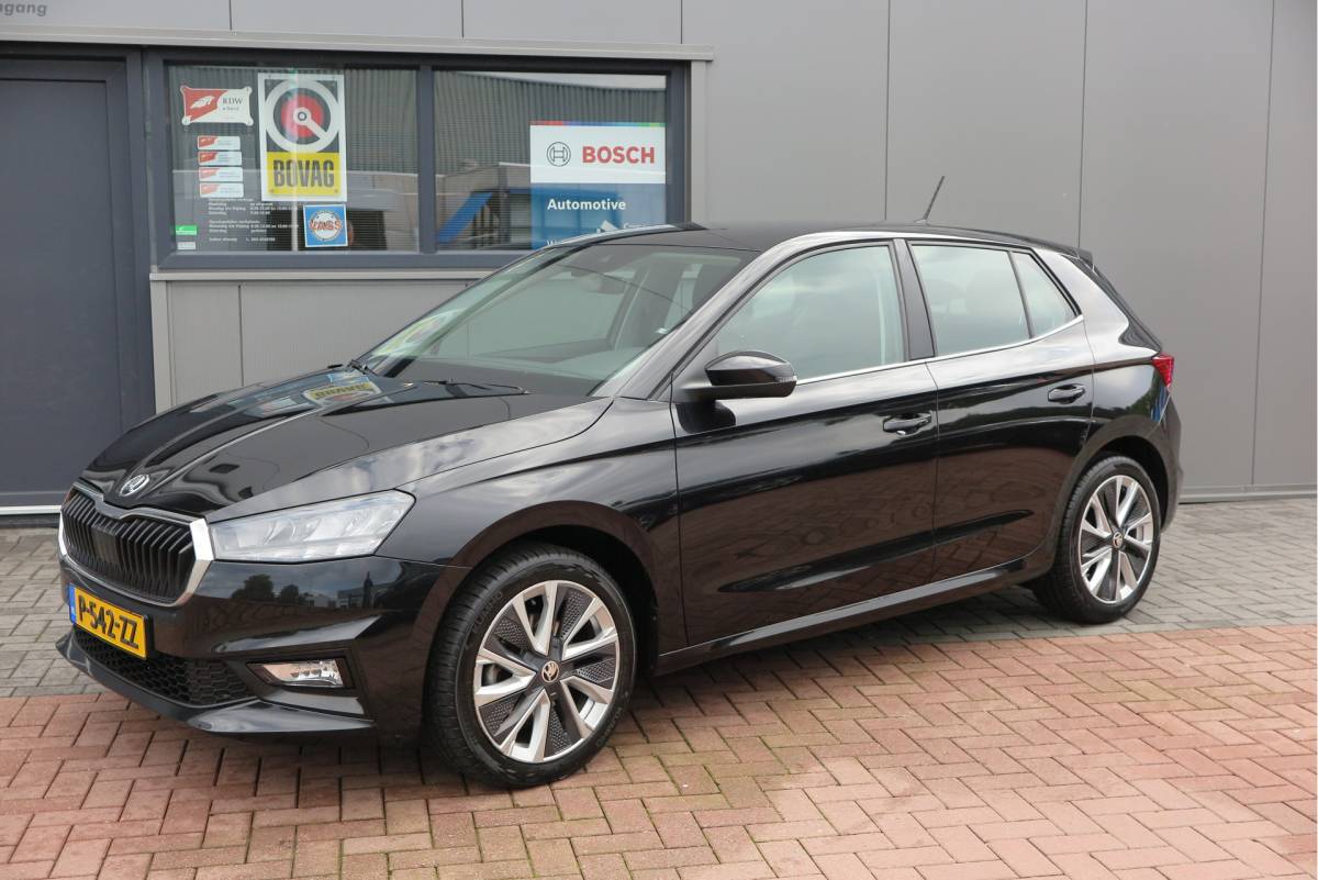Škoda Fabia ŠKODA Fabia 1.0 TSI 81kw 110pk DSG Business Edition Virtual cockpit,DAB+ , PDC, Navi via Carplay , LMV ,Led, Nieuwe APK