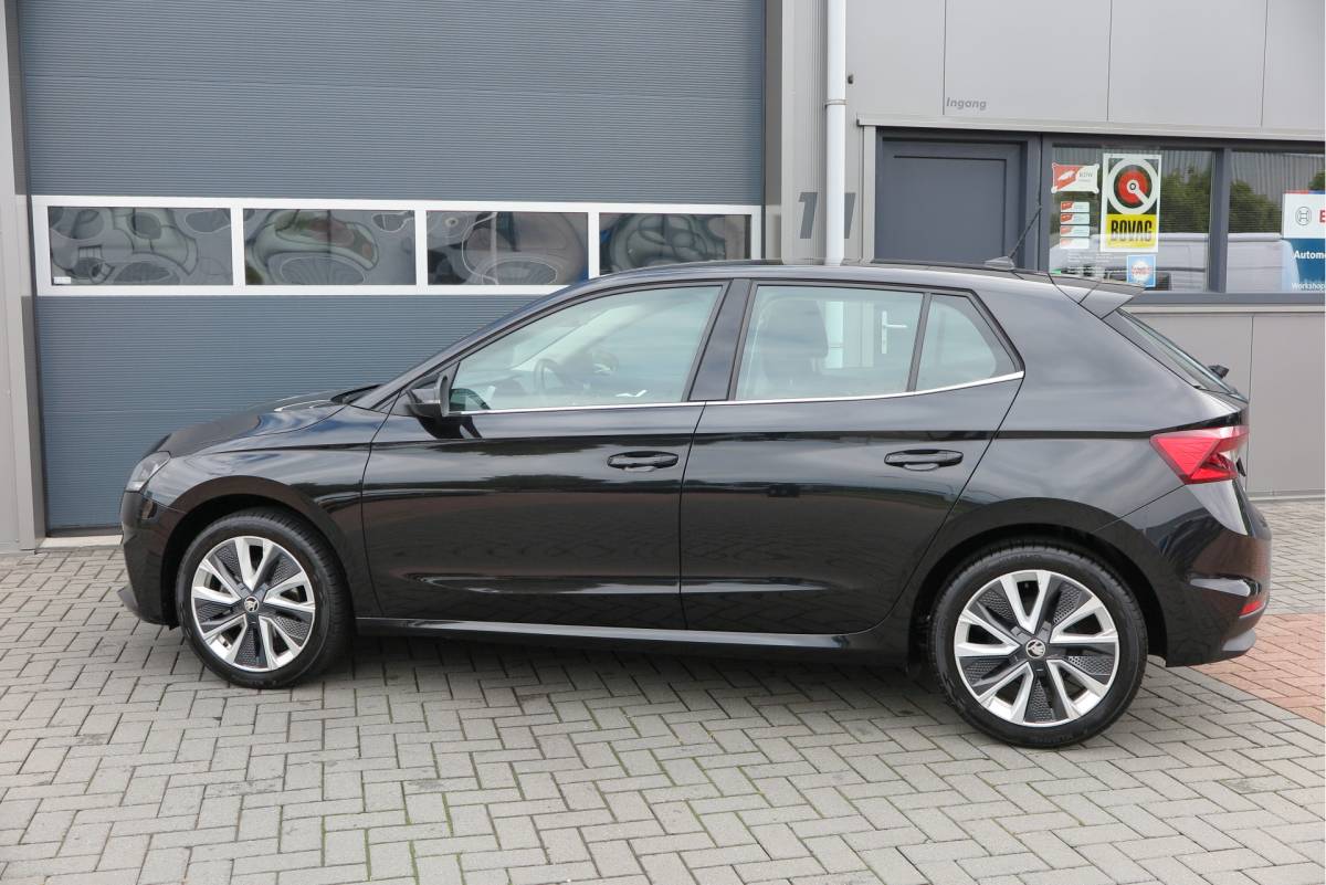 Škoda Fabia ŠKODA Fabia 1.0 TSI 81kw 110pk DSG Business Edition Virtual cockpit,DAB+ , PDC, Navi via Carplay , LMV ,Led, Nieuwe APK