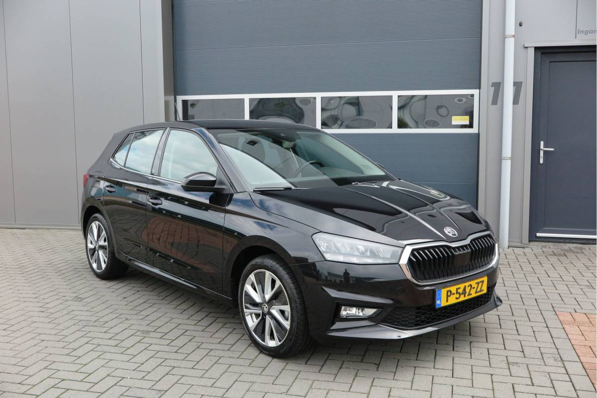 Škoda Fabia ŠKODA Fabia 1.0 TSI 81kw 110pk DSG Business Edition Virtual cockpit,DAB+ , PDC, Navi via Carplay , LMV ,Led, Nieuwe APK