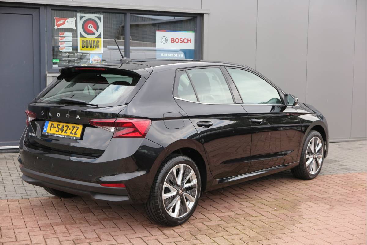 Škoda Fabia ŠKODA Fabia 1.0 TSI 81kw 110pk DSG Business Edition Virtual cockpit,DAB+ , PDC, Navi via Carplay , LMV ,Led, Nieuwe APK