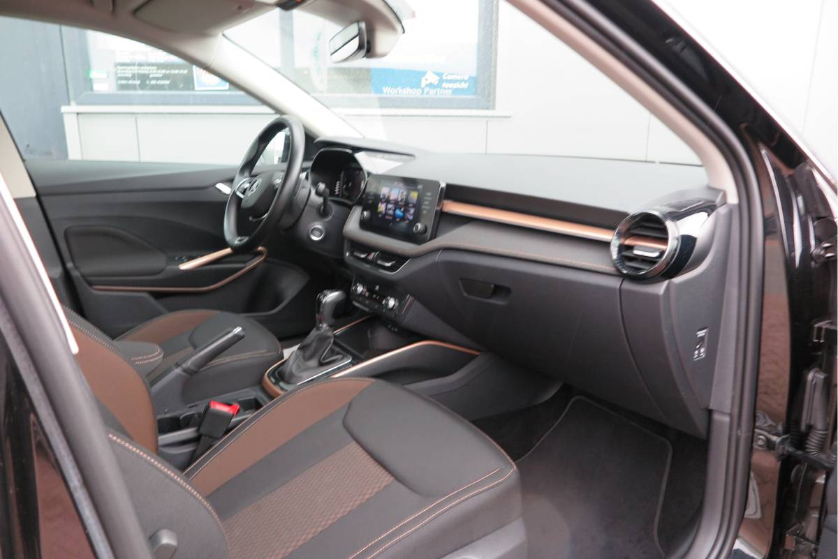 Škoda Fabia ŠKODA Fabia 1.0 TSI 81kw 110pk DSG Business Edition Virtual cockpit,DAB+ , PDC, Navi via Carplay , LMV ,Led, Nieuwe APK