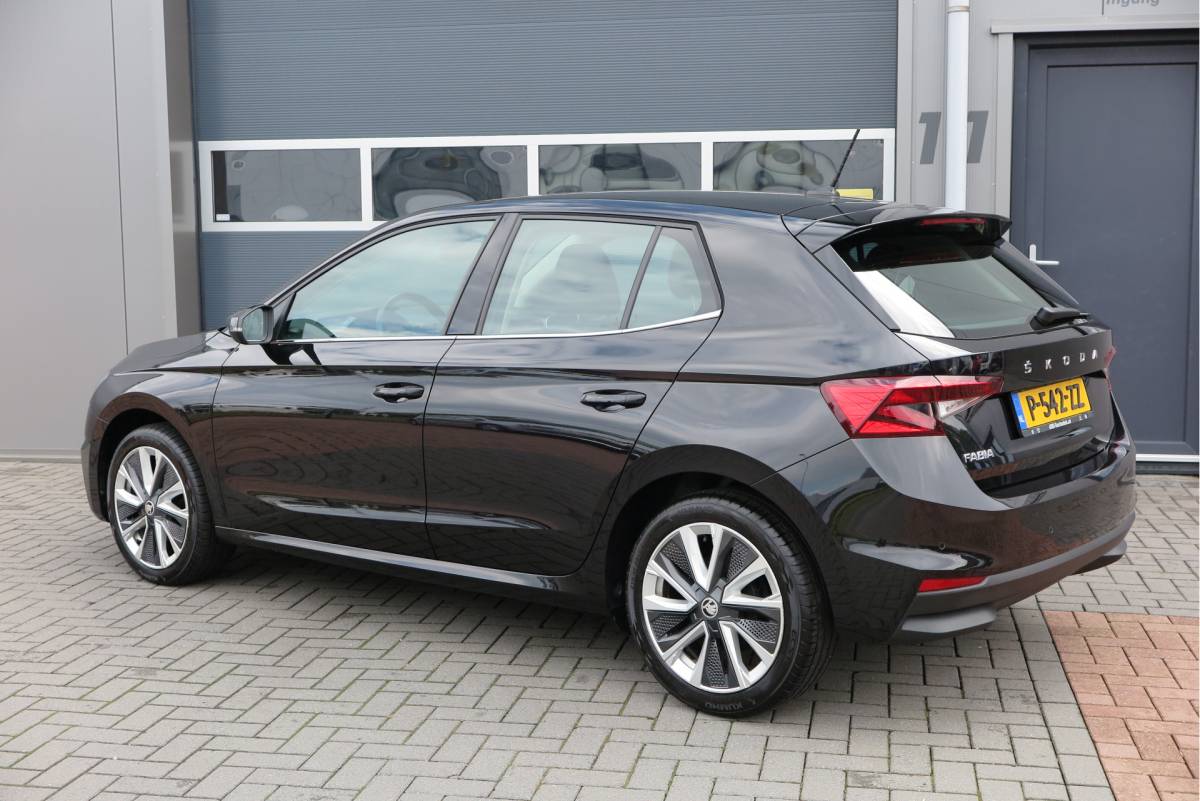 Škoda Fabia ŠKODA Fabia 1.0 TSI 81kw 110pk DSG Business Edition Virtual cockpit,DAB+ , PDC, Navi via Carplay , LMV ,Led, Nieuwe APK