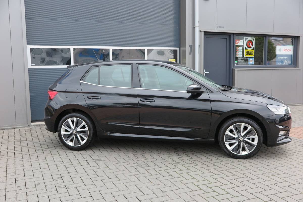 Škoda Fabia ŠKODA Fabia 1.0 TSI 81kw 110pk DSG Business Edition Virtual cockpit,DAB+ , PDC, Navi via Carplay , LMV ,Led, Nieuwe APK