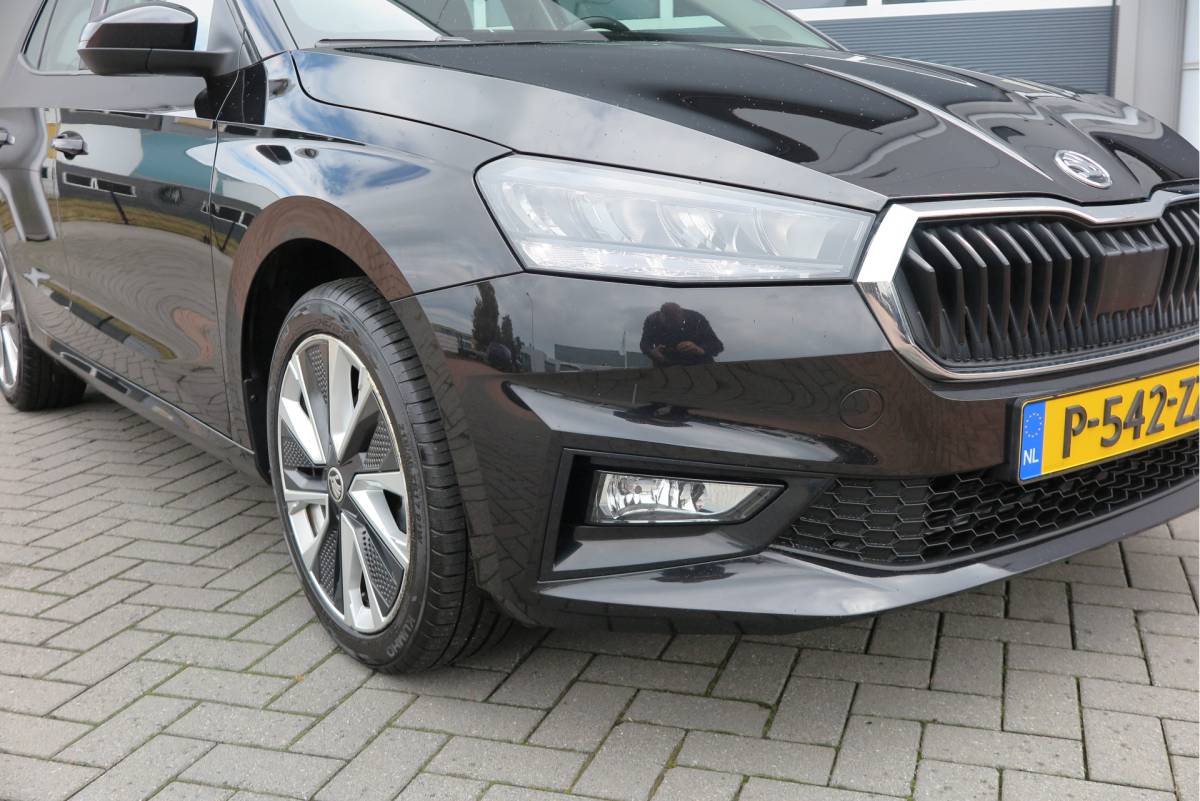 Škoda Fabia ŠKODA Fabia 1.0 TSI 81kw 110pk DSG Business Edition Virtual cockpit,DAB+ , PDC, Navi via Carplay , LMV ,Led, Nieuwe APK