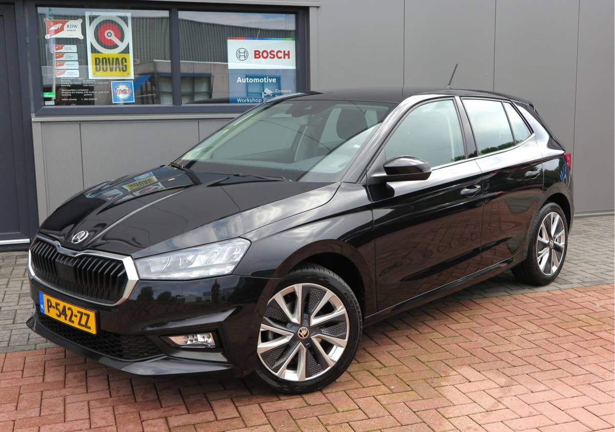Škoda Fabia ŠKODA Fabia 1.0 TSI 81kw 110pk DSG Business Edition Virtual cockpit,DAB+ , PDC, Navi via Carplay , LMV ,Led, Nieuwe APK