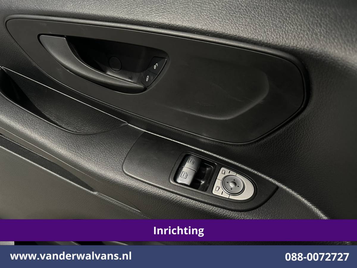 Mercedes-Benz Vito Mercedes-Benz Vito 114 CDI 136pk RWD L2H1 Inrichting Euro6 Airco | Camera | Navigatie | Cruisecontrol | Trekhaak Bijrijdersbank, Achterklep