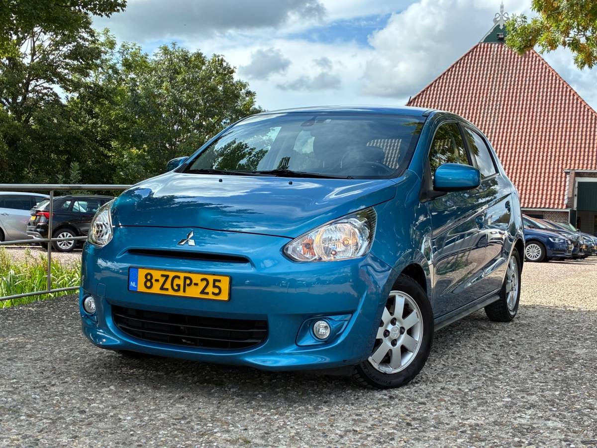 Mitsubishi Space Star Mitsubishi Space Star 1.0 Bright | 5 deurs + Clima nu €5.450,-!1