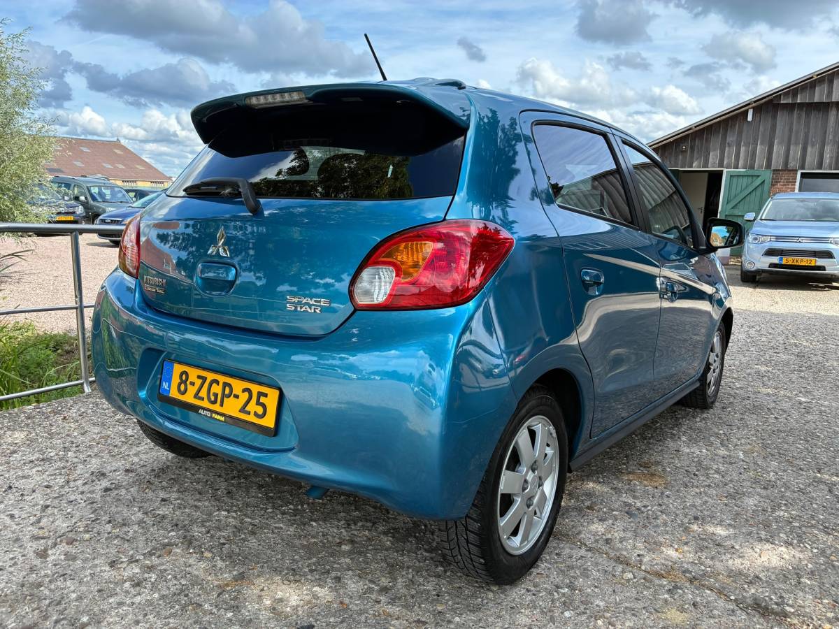 Mitsubishi Space Star Mitsubishi Space Star 1.0 Bright | 5 deurs + Clima nu €5.450,-!1