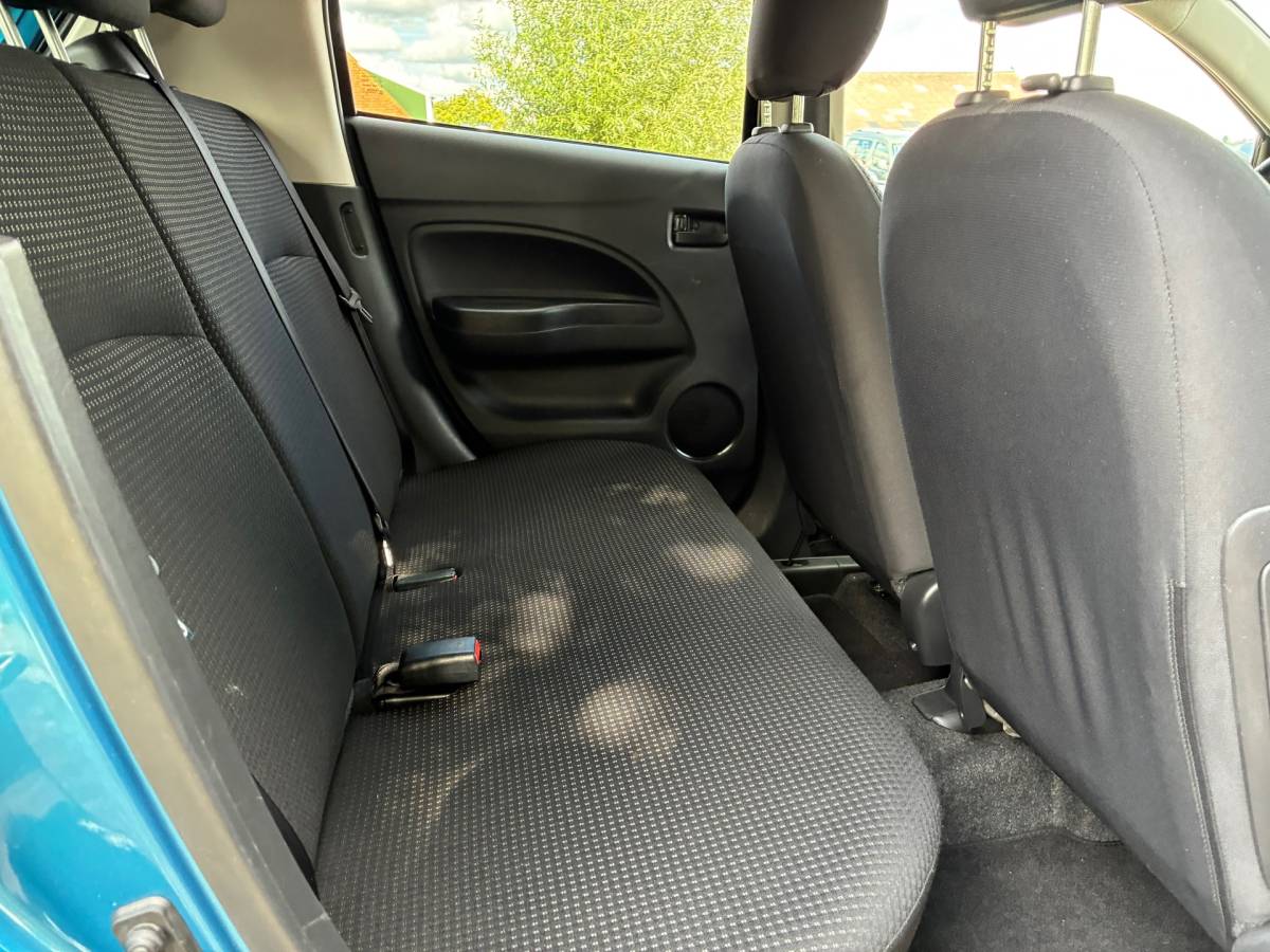 Mitsubishi Space Star Mitsubishi Space Star 1.0 Bright | 5 deurs + Clima nu €5.450,-!1