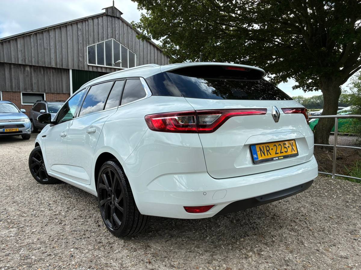 Renault Mégane Estate Renault Mégane Estate 1.5 dCi Eco2 Zen | Navi + Clima + Cruise nu €6.975,-!!