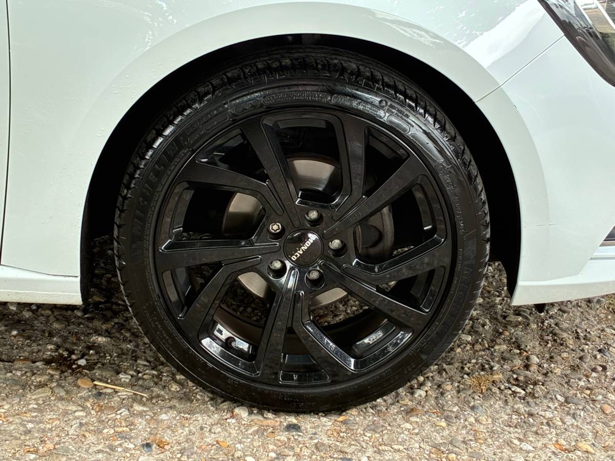 Renault Mégane Estate Renault Mégane Estate 1.5 dCi Eco2 Zen | Navi + Clima + Cruise nu €6.975,-!!