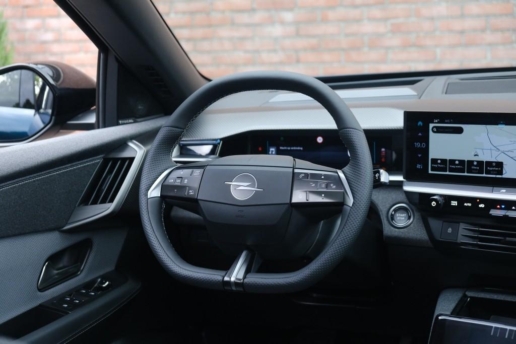 Opel Grandland Opel Grandland 1.2 Turbo Hybrid 145pk eDCT6 GS | Private Lease vanaf € 659,- p.m.
