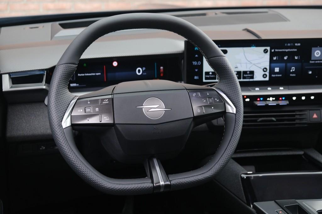 Opel Grandland Opel Grandland 1.2 Turbo Hybrid 145pk eDCT6 GS | Private Lease vanaf € 659,- p.m.