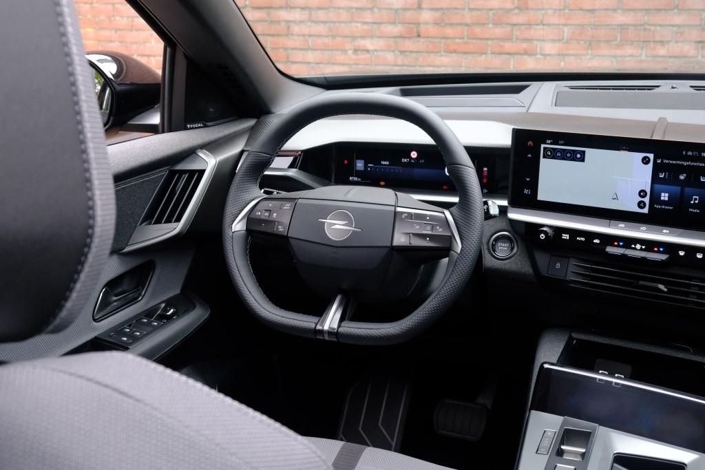 Opel Grandland Opel Grandland 1.2 Turbo Hybrid 145pk eDCT6 GS | Private Lease vanaf € 659,- p.m.