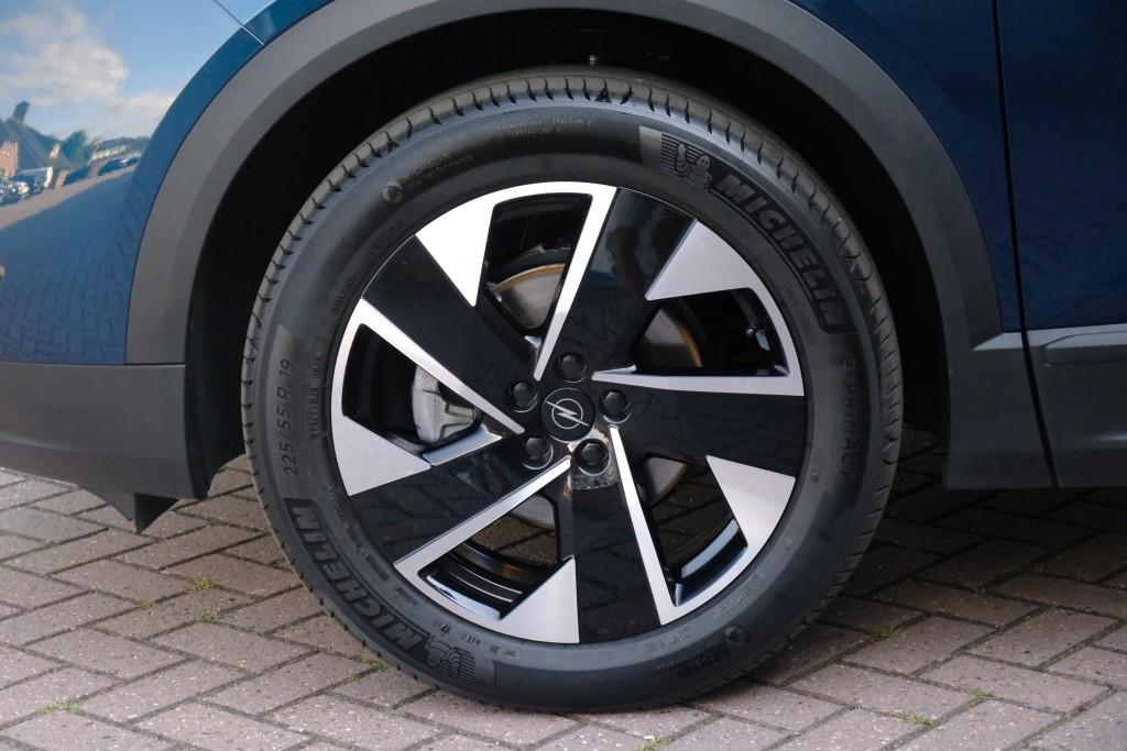 Opel Grandland Opel Grandland 1.2 Turbo Hybrid 145pk eDCT6 GS | Private Lease vanaf € 659,- p.m.