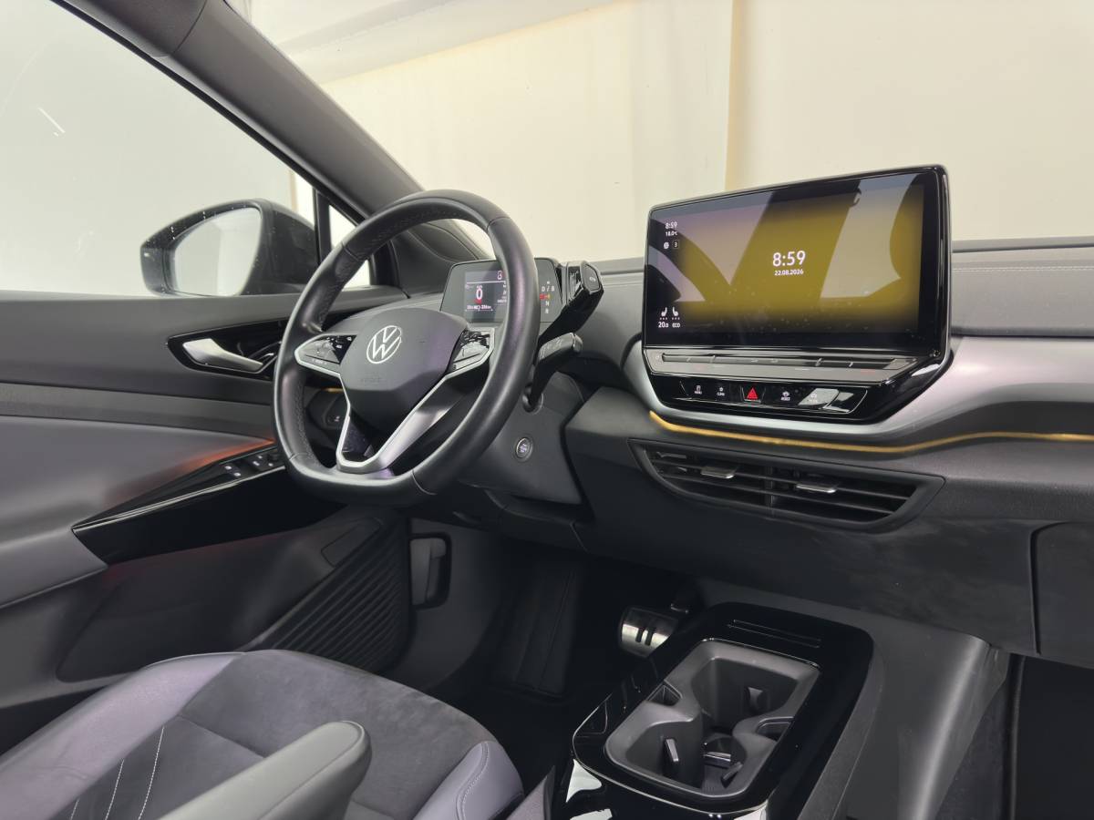 Volkswagen ID.5 Volkswagen ID.5 Pro Business 77 kWh [3-Fase-11kW] {SoH-93%} (INCL-BTW) *HEATPUMP | LEATHER-ALCANTARA | FULL-LED | ADAPTIVE-CRUISE |  DIGI-COCKPIT | HEATED-COMFORTSEATS | KEYLESS | DAB+ | AMBIENTLIGHT | NAVI-FULLMAP | CAMERA | TOWBAR | HEAD-UP | 19”AL