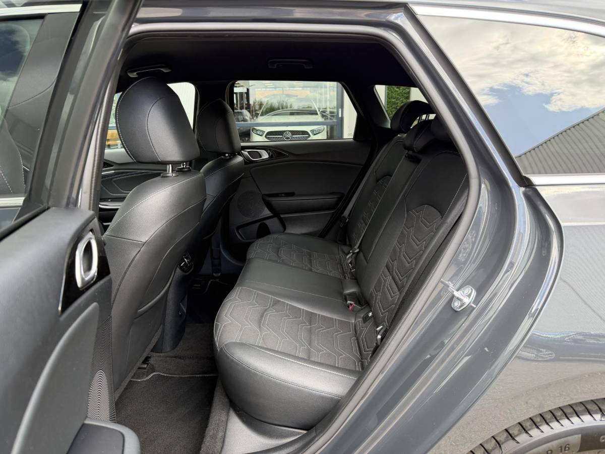 Kia Ceed Sportswagon Kia Ceed Sportswagon 1.0 T-GDi Design Edition | Carplay/Camera/Winterpack/Adapt.Cruise/Full LED
