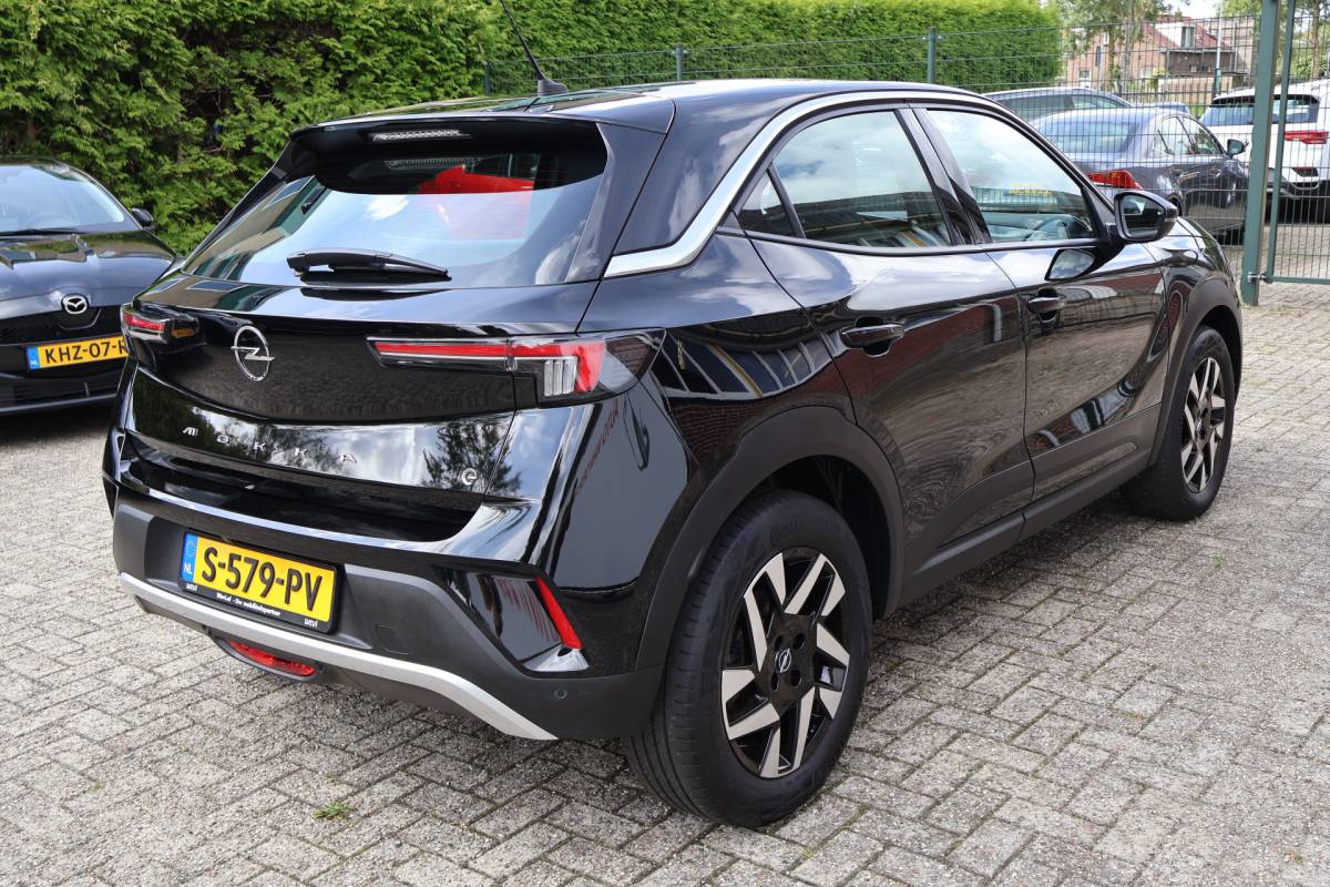Opel Mokka-e Opel Mokka Electric Level 3 50 kWh / NL-Auto / Warmtepomp / Clima / Clima / 17″