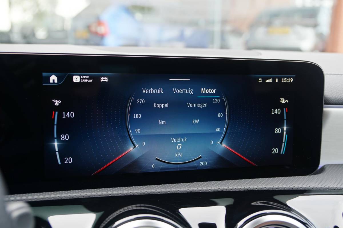 Mercedes-Benz CLA Mercedes-Benz CLA-klasse Shooting Brake AMG + BURMESTER / HEAD-UP / PANO / 360 CAMERA / MEMORY