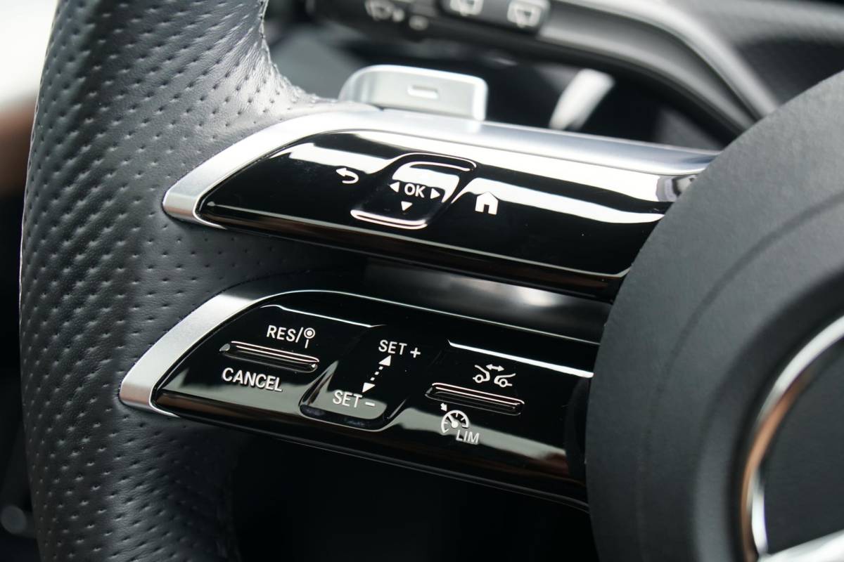 Mercedes-Benz CLA Mercedes-Benz CLA-klasse Shooting Brake AMG + BURMESTER / HEAD-UP / PANO / 360 CAMERA / MEMORY