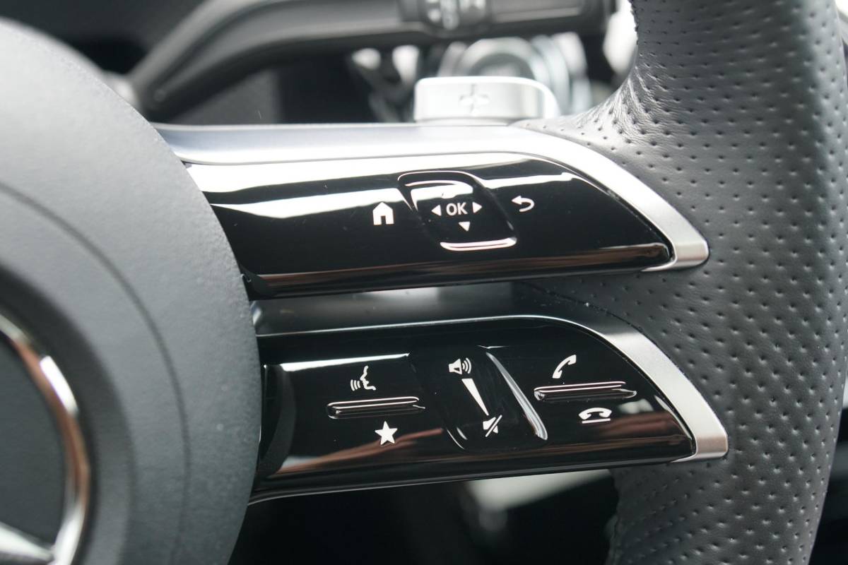 Mercedes-Benz CLA Mercedes-Benz CLA-klasse Shooting Brake AMG + BURMESTER / HEAD-UP / PANO / 360 CAMERA / MEMORY