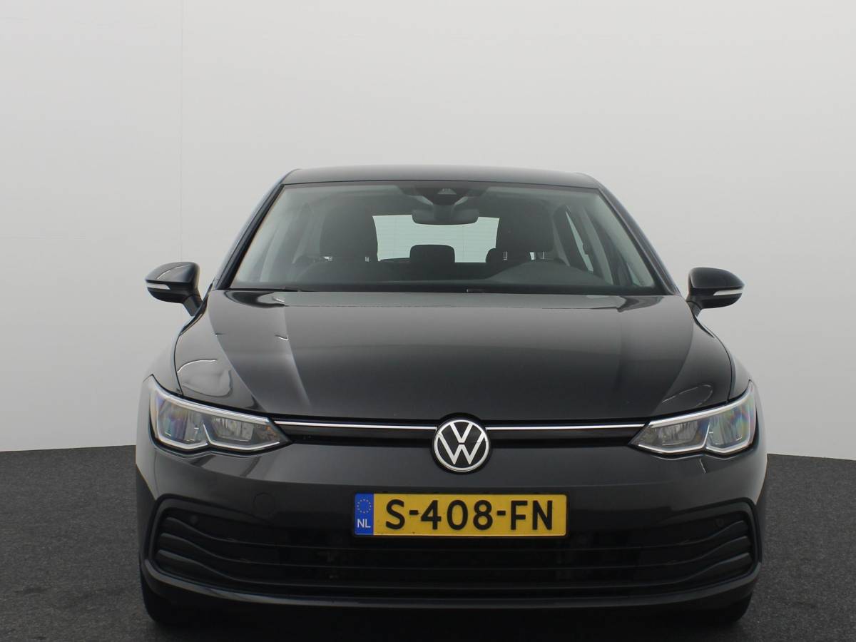Volkswagen Golf Volkswagen Golf 1.0 TSI Life CARPLAY / CLIMA / PDC V+A / LED / TREKHAAK / LANE ASS / 6 VERSN