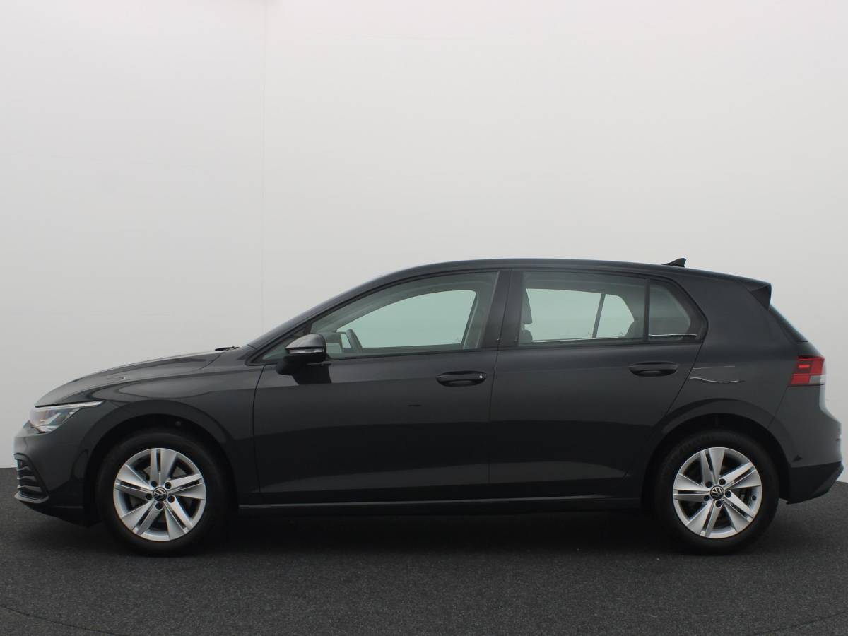 Volkswagen Golf Volkswagen Golf 1.0 TSI Life CARPLAY / CLIMA / PDC V+A / LED / TREKHAAK / LANE ASS / 6 VERSN