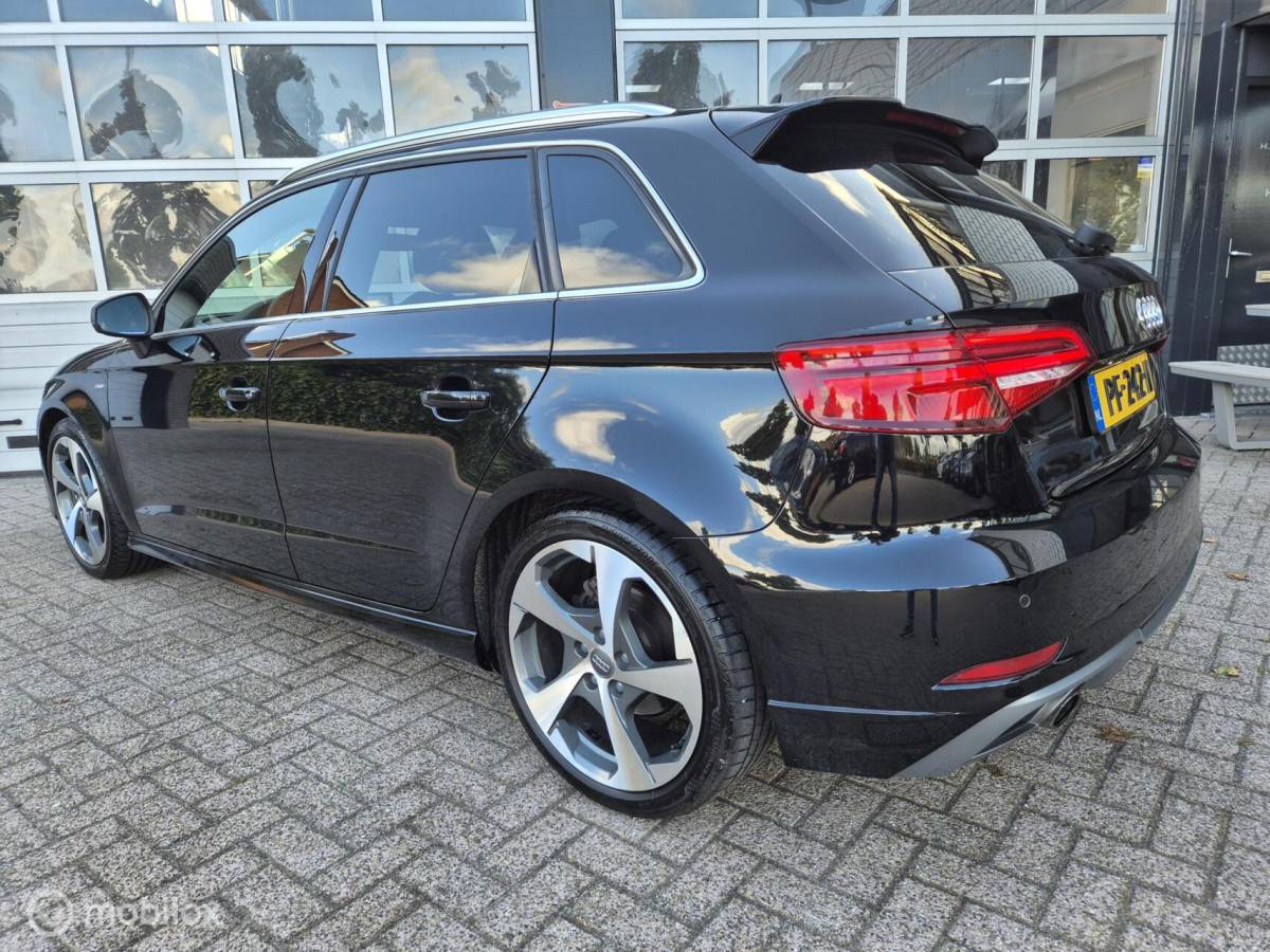 Audi A3 Audi A3 Sportback 1.0 TFSI Sport S-LINE RIJKLAAR! 18″ NAVI