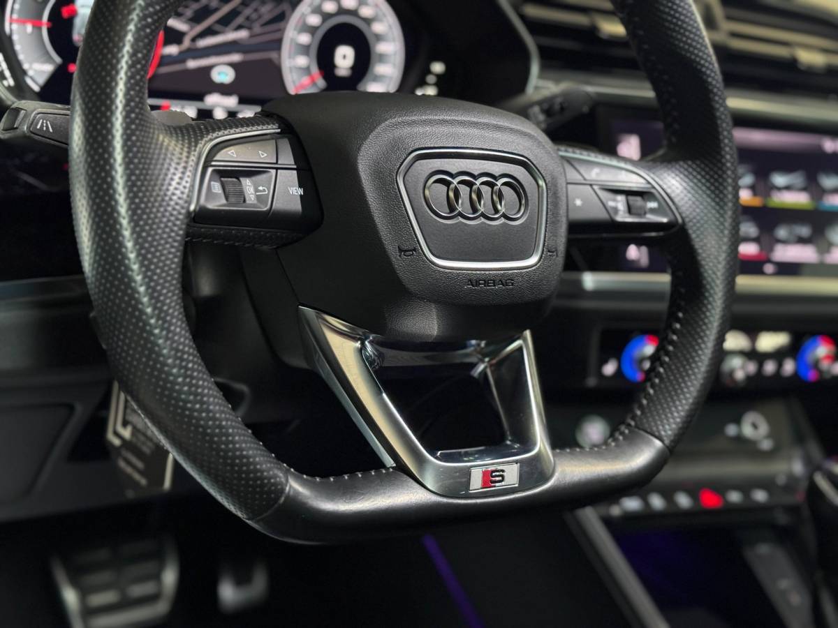 Audi Q3 Audi Q3 40 TFSI quattro 3X S-LINE | PANO | B&O | SFEERVERL. | 360 CAM | VOL!