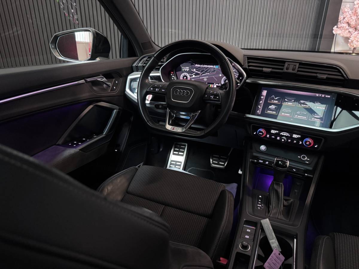 Audi Q3 Audi Q3 40 TFSI quattro 3X S-LINE | PANO | B&O | SFEERVERL. | 360 CAM | VOL!