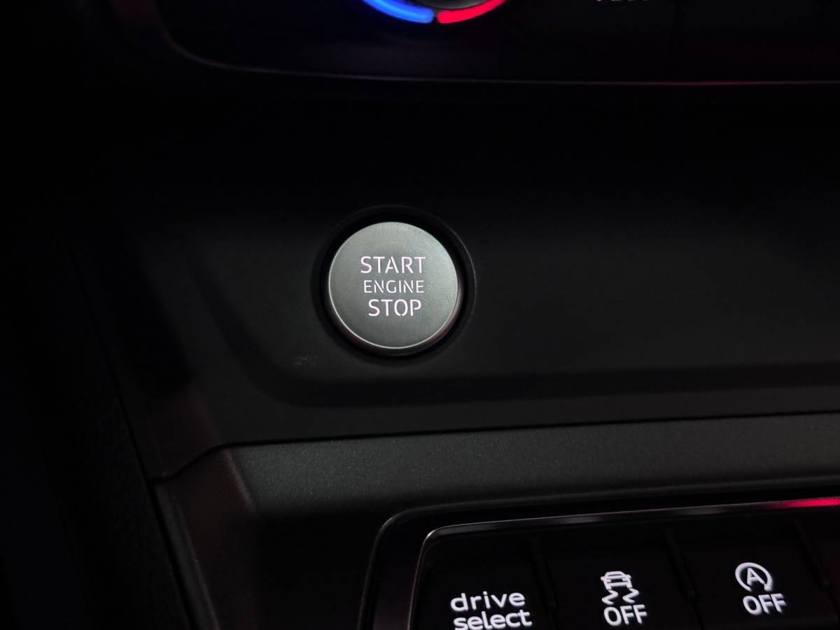 Audi Q3 Audi Q3 40 TFSI quattro 3X S-LINE | PANO | B&O | SFEERVERL. | 360 CAM | VOL!