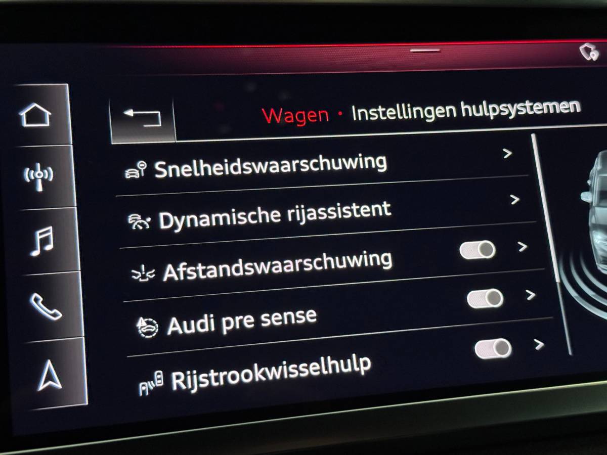 Audi Q3 Audi Q3 40 TFSI quattro 3X S-LINE | PANO | B&O | SFEERVERL. | 360 CAM | VOL!
