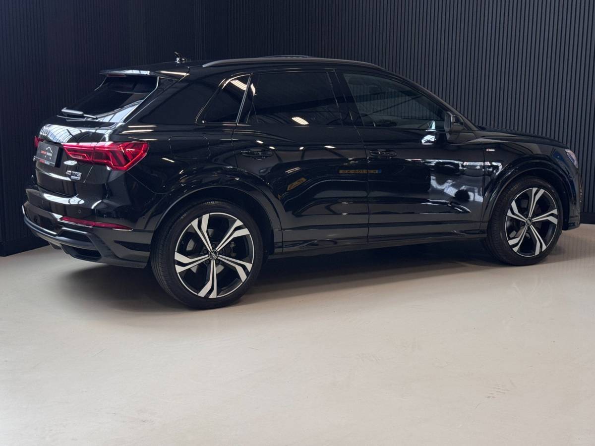 Audi Q3 Audi Q3 40 TFSI quattro 3X S-LINE | PANO | B&O | SFEERVERL. | 360 CAM | VOL!