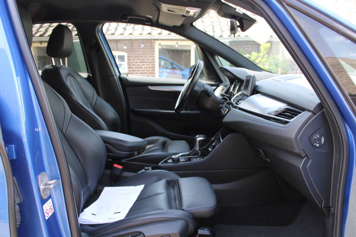 BMW 2 Serie BMW 2-serie Active Tourer 225xe EXECUTIVE PHEV M-SPORT LEER CRUISE LED 149000KM!!!