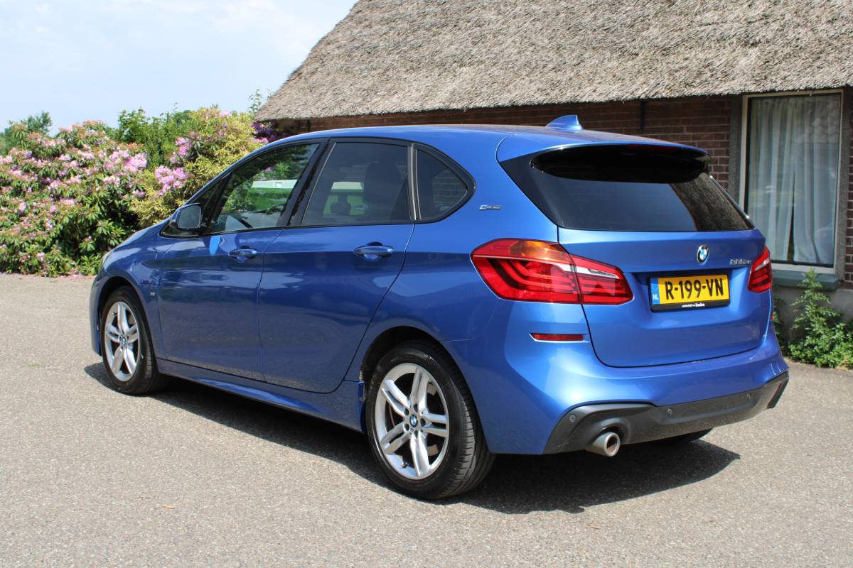 BMW 2 Serie BMW 2-serie Active Tourer 225xe EXECUTIVE PHEV M-SPORT LEER CRUISE LED 149000KM!!!
