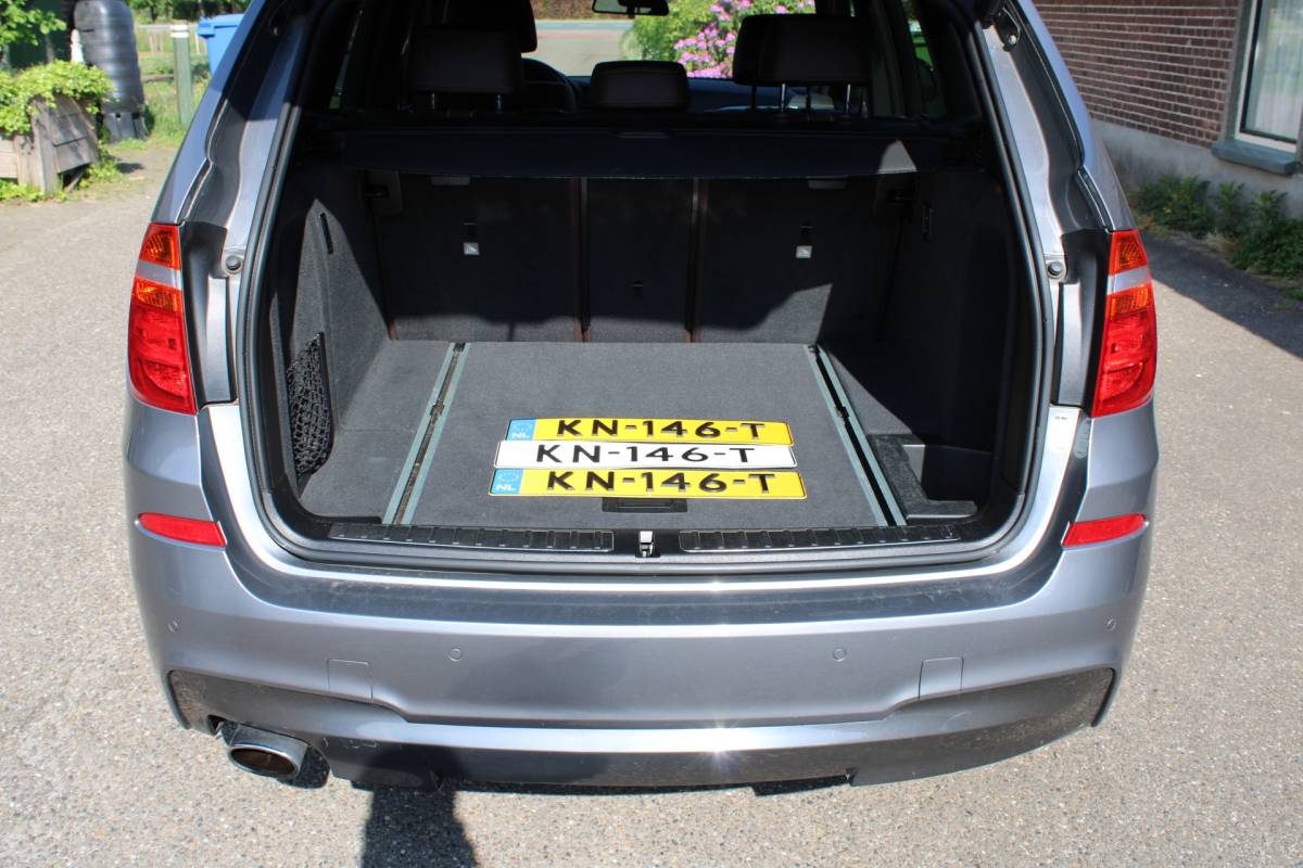 BMW X3 BMW X3 xDrive20i High Executive M-SPORT ORG NL LEER NAVI PANO 140000KM!!!
