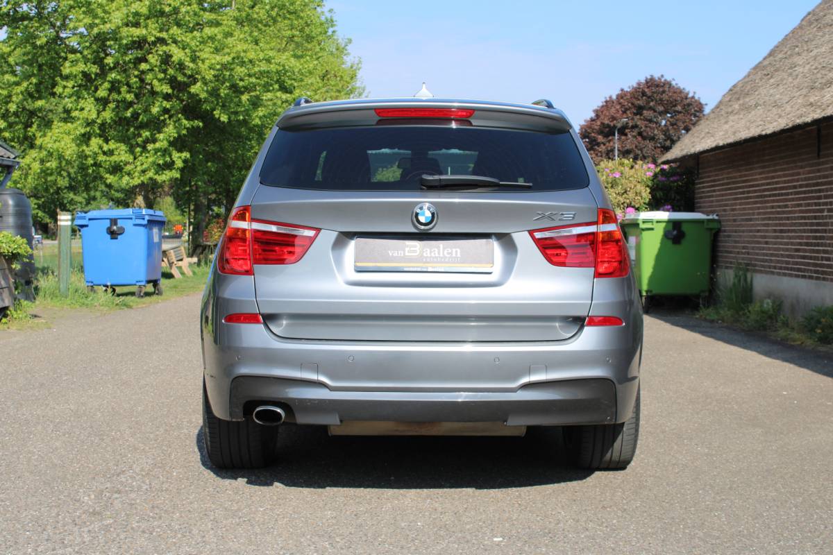BMW X3 BMW X3 xDrive20i High Executive M-SPORT ORG NL LEER NAVI PANO 140000KM!!!